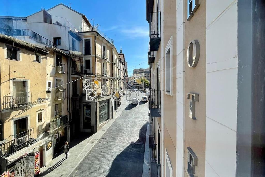 Amplio Piso En Centro Historico. Lägenhet Toledo Exteriör bild